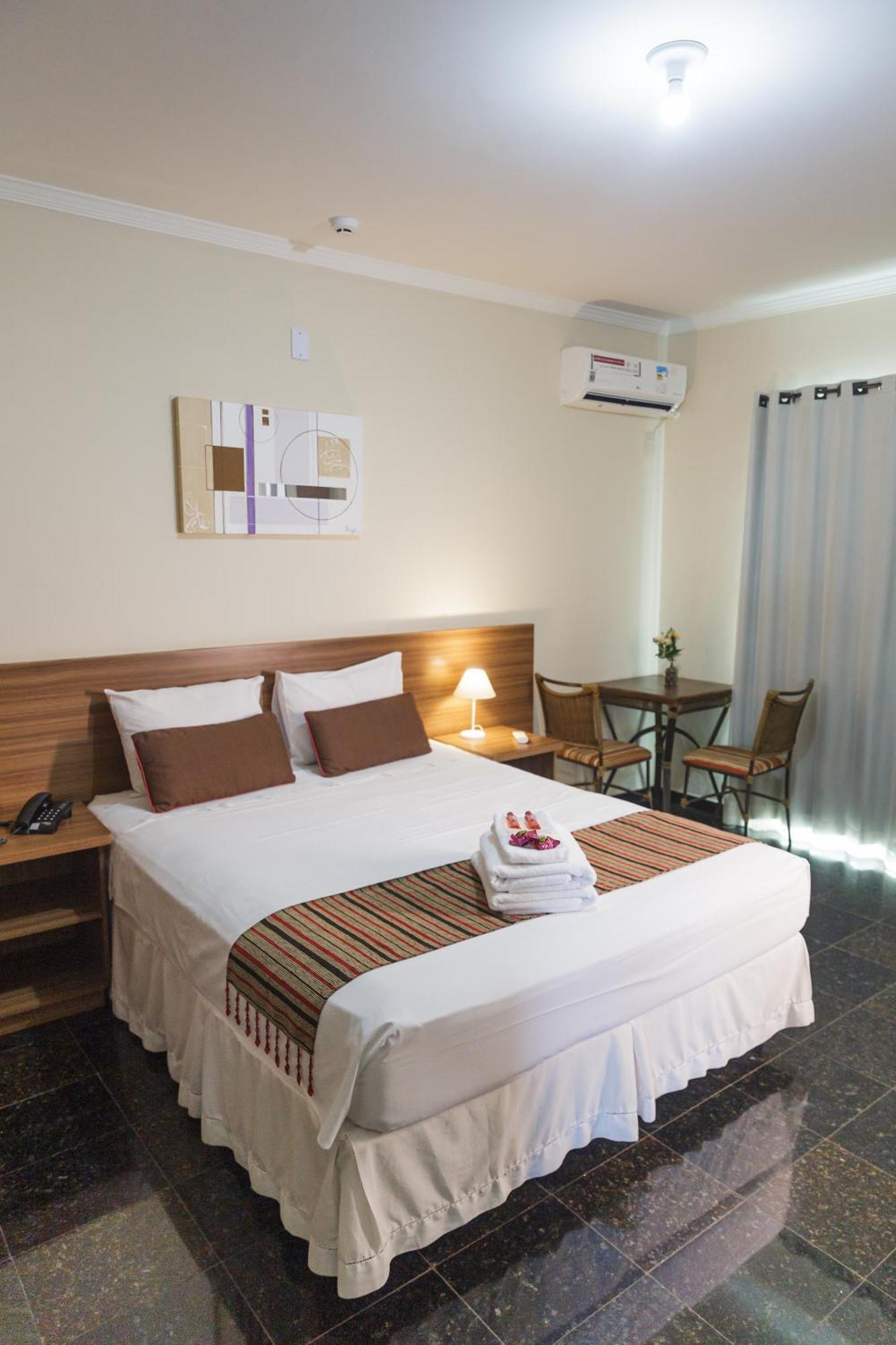 Hotel Village Golden *